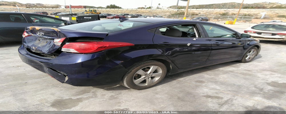 5NPDH4AE6DH344467 2013 HYUNDAI ELANTRA photo no. 4