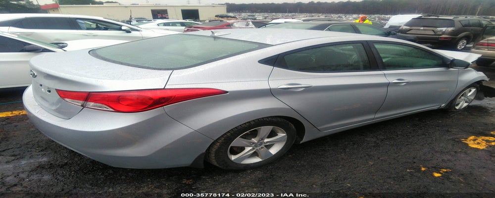 5NPDH4AE0DH397990 2013 HYUNDAI ELANTRA photo no. 4