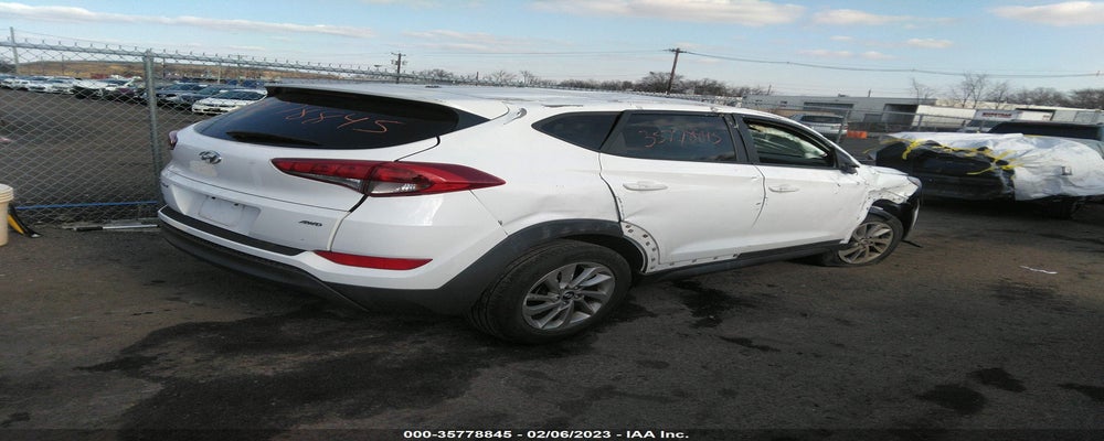 KM8J2CA46JU664679 2018 HYUNDAI TUCSON photo no. 4