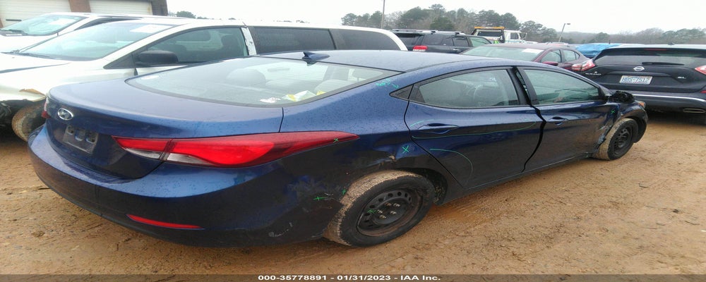 5NPDH4AE1GH687918 2016 HYUNDAI ELANTRA photo no. 4