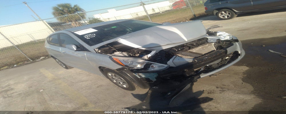 KMHCT5AE3HU300840 2017 HYUNDAI ACCENT photo no. 5