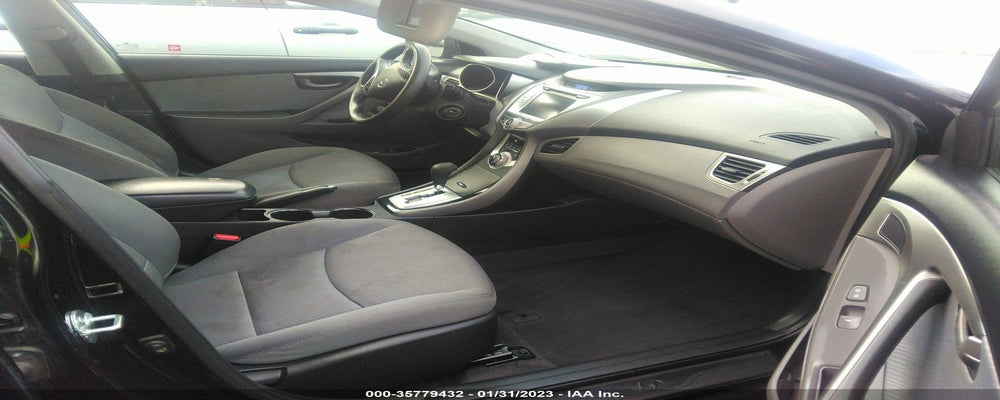 KMHDH4AE7BU130232 2011 HYUNDAI ELANTRA photo no. 5