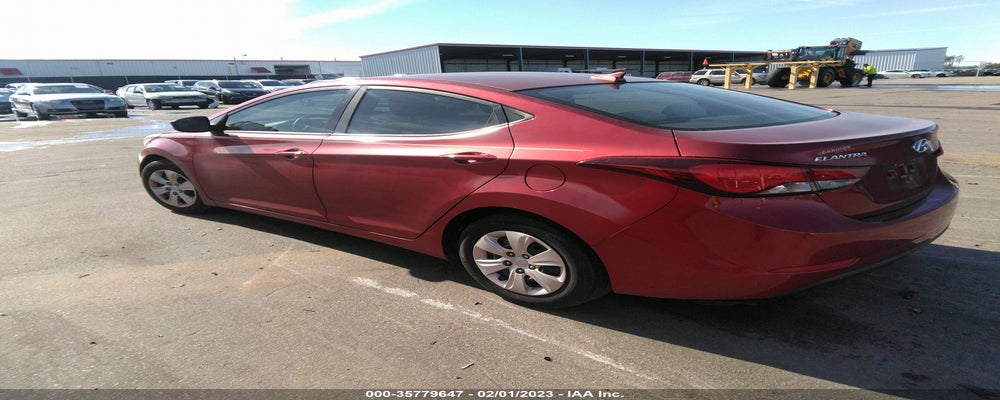 5NPDH4AE2GH744823 2016 HYUNDAI ELANTRA photo no. 3