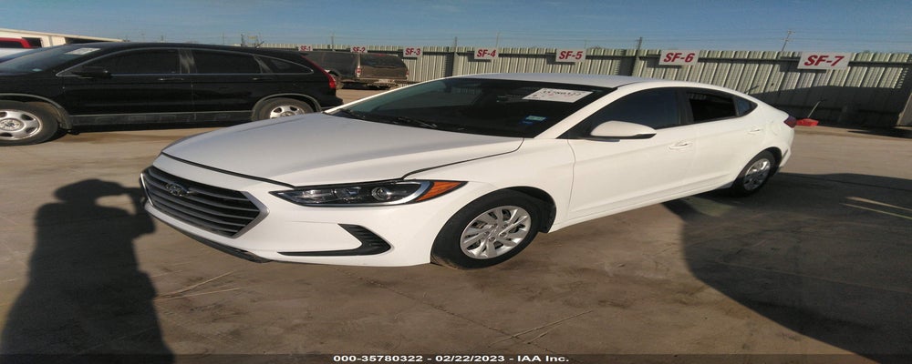 5NPD74LFXJH348638 2018 HYUNDAI ELANTRA photo no. 2