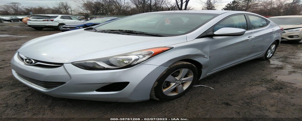 5NPDH4AEXDH237907 2013 HYUNDAI ELANTRA photo no. 2