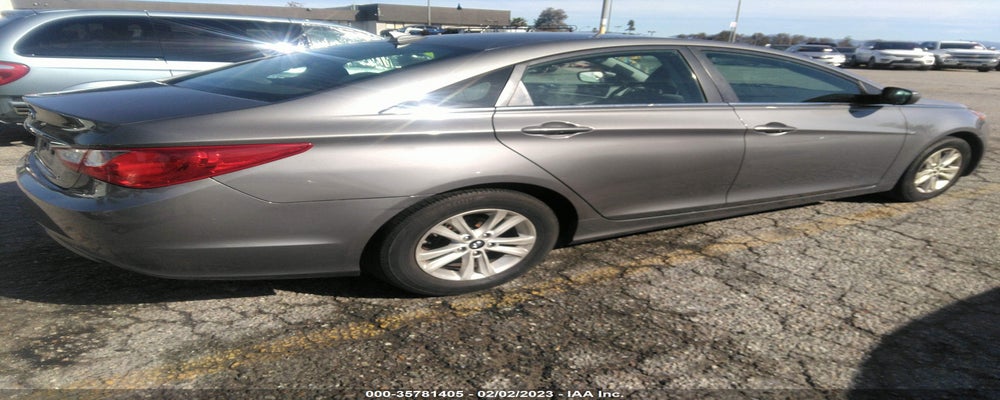 5NPEB4AC2DH808147 2013 HYUNDAI SONATA photo no. 4