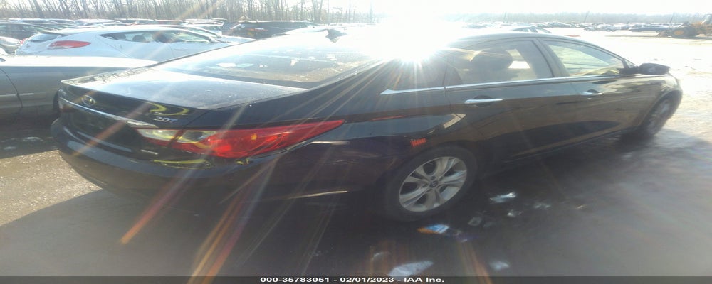 5NPEC4ABXBH304222 2011 HYUNDAI SONATA photo no. 4
