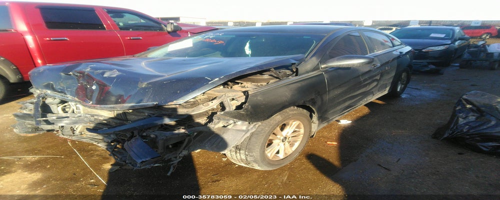 5NPEB4AC0DH592427 2013 HYUNDAI SONATA photo no. 2