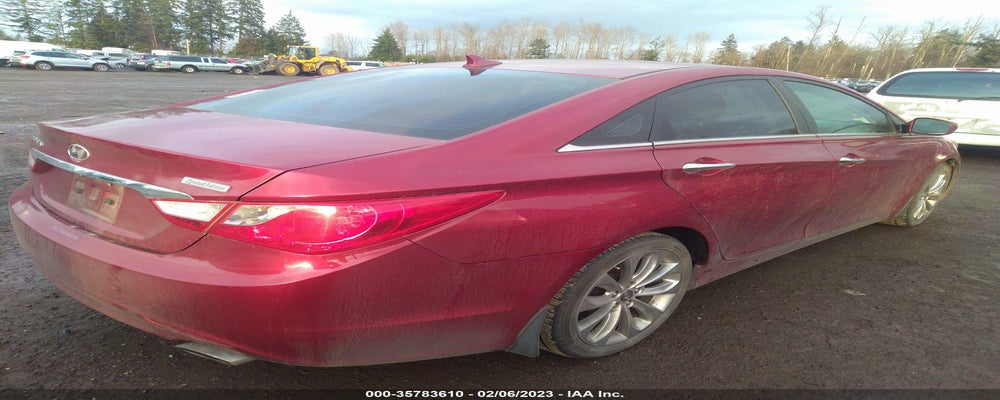 5NPEC4AC4BH306749 2011 HYUNDAI SONATA photo no. 4