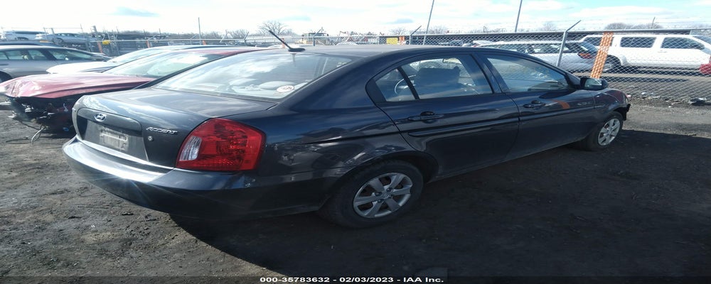 KMHCN4AC8AU428256 2010 HYUNDAI ACCENT photo no. 4