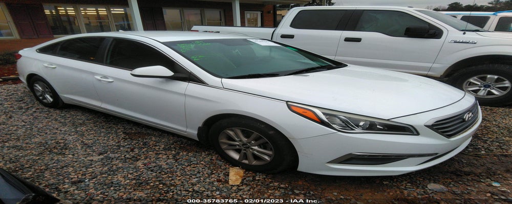 5NPE24AF9FH187437 2015 HYUNDAI SONATA photo no. 1