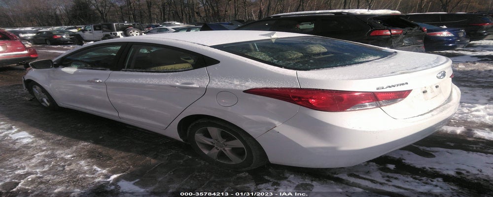 5NPDH4AE6DH451566 2013 HYUNDAI ELANTRA photo no. 3