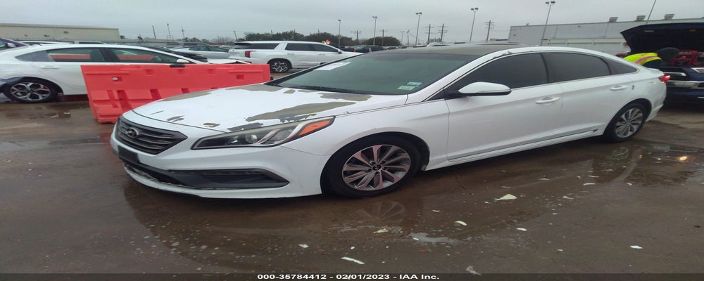 5NPE34AF6FH034379 2015 HYUNDAI SONATA photo no. 2