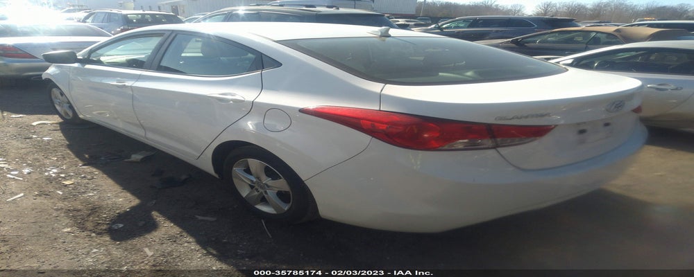 5NPDH4AE3DH257447 2013 HYUNDAI ELANTRA photo no. 3