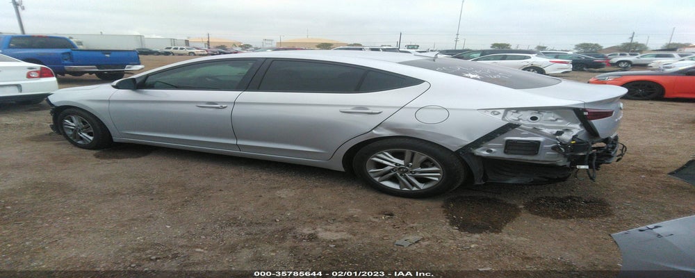 KMHD84LF8KU746463 2019 HYUNDAI ELANTRA photo no. 3