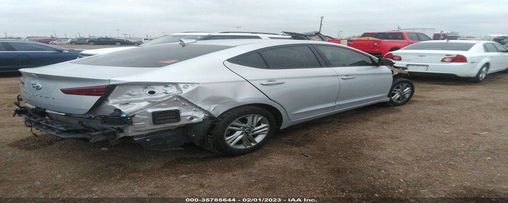 KMHD84LF8KU746463 2019 HYUNDAI ELANTRA photo no. 4