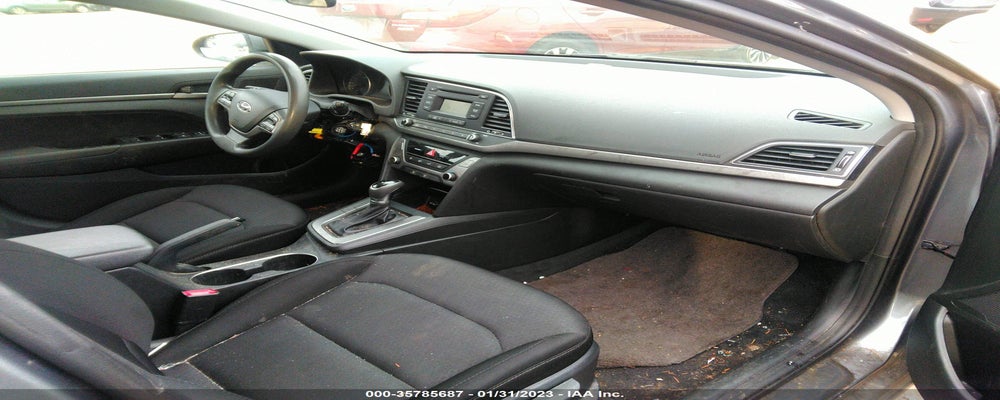 5NPD74LF4JH261446 2018 HYUNDAI ELANTRA photo no. 5