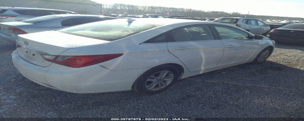 5NPEB4AC6BH002275 2011 HYUNDAI SONATA photo no. 4