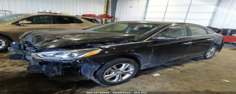 5NPE34AF6KH786710 2019 HYUNDAI SONATA photo no. 2