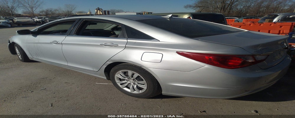 5NPEB4AC0BH223662 2011 HYUNDAI SONATA photo no. 3