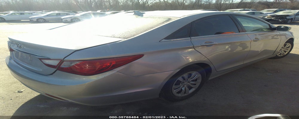 5NPEB4AC0BH223662 2011 HYUNDAI SONATA photo no. 4