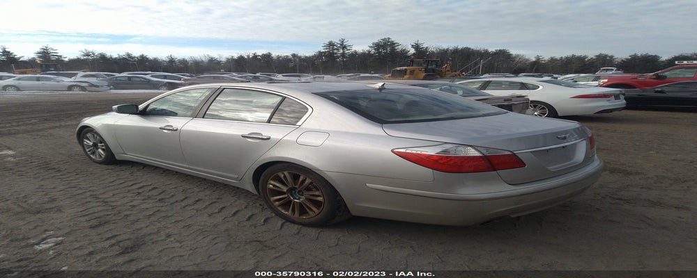 KMHGC4DE4BU120698 2011 HYUNDAI GENESIS photo no. 3