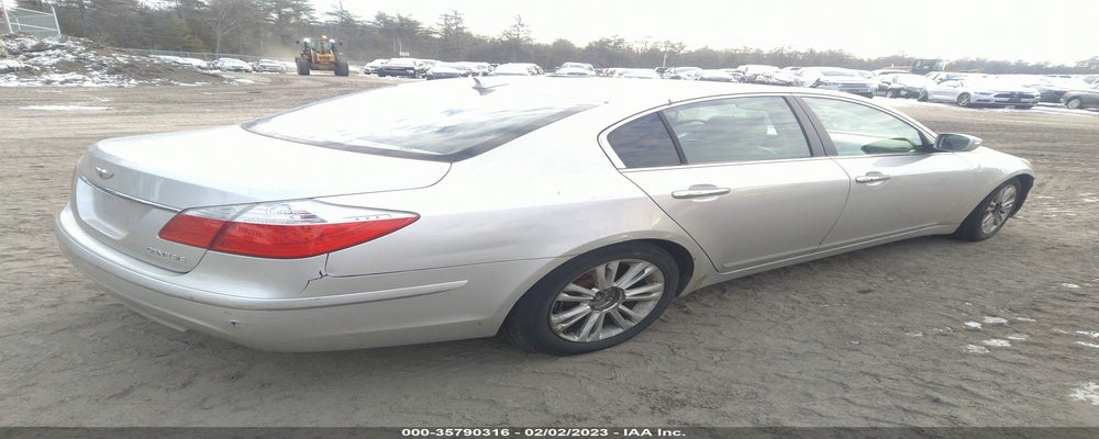 KMHGC4DE4BU120698 2011 HYUNDAI GENESIS photo no. 4