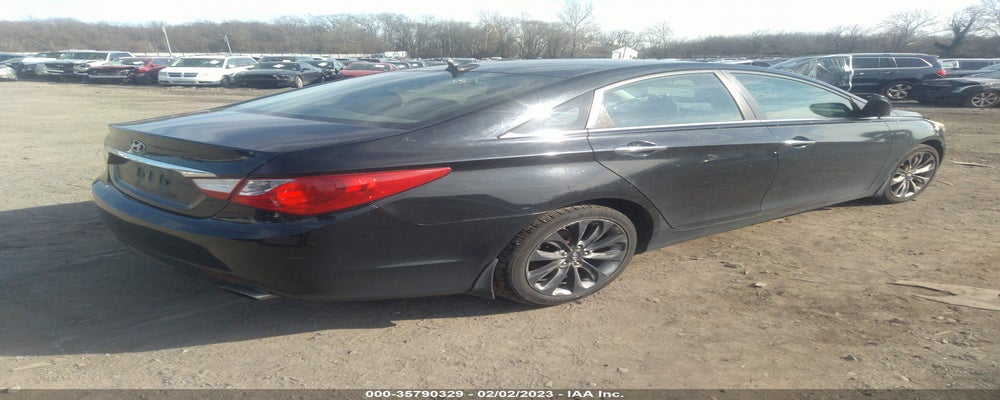 5NPEC4AC3BH173417 2011 HYUNDAI SONATA photo no. 4