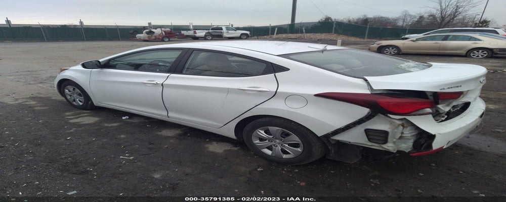 5NPDH4AE0GH763273 2016 HYUNDAI ELANTRA photo no. 3