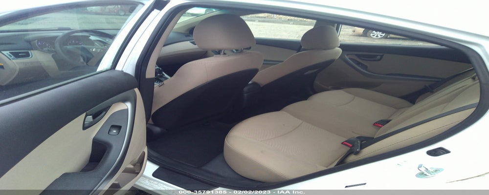 5NPDH4AE0GH763273 2016 HYUNDAI ELANTRA photo no. 8