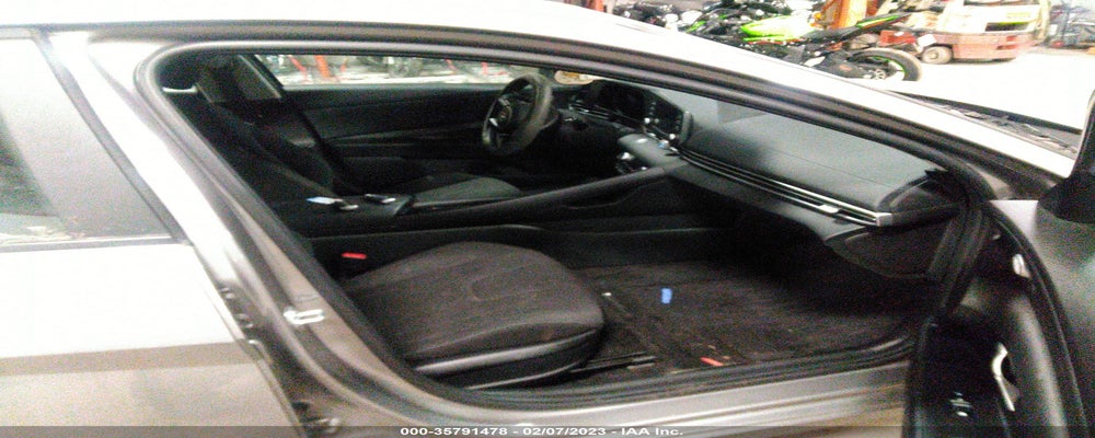 KMHLM4AJ2NU020701 2022 HYUNDAI ELANTRA HYBRID photo no. 5