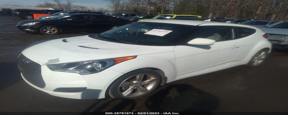 KMHTC6AD9DU089196 2013 HYUNDAI VELOSTER photo no. 2