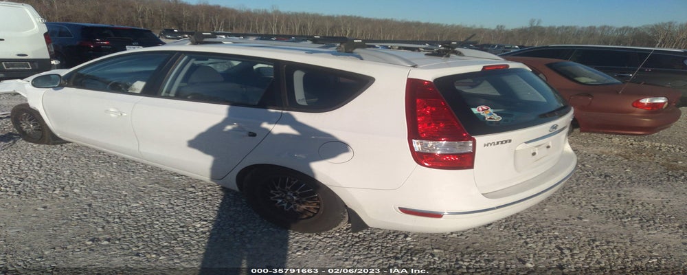 KMHDC8AE9BU089673 2011 HYUNDAI ELANTRA TOURING photo no. 3
