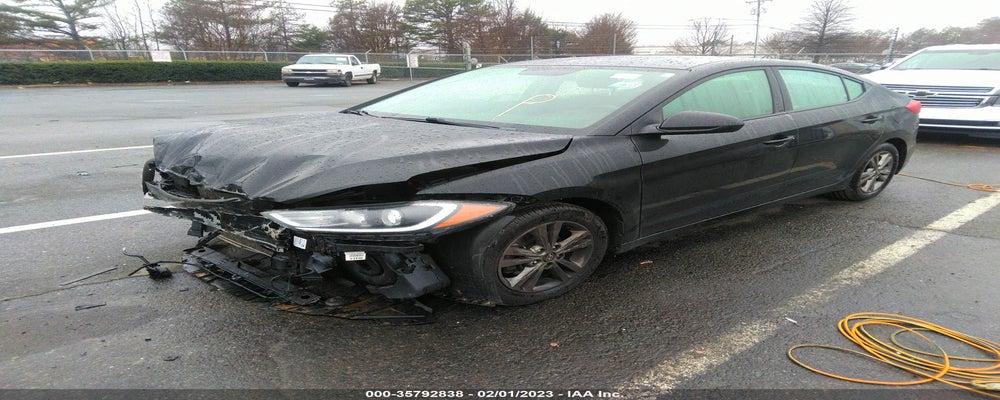 5NPD84LF1JH273082 2018 HYUNDAI ELANTRA photo no. 2