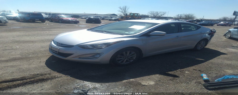 5NPDH4AE3FH618825 2015 HYUNDAI ELANTRA photo no. 2
