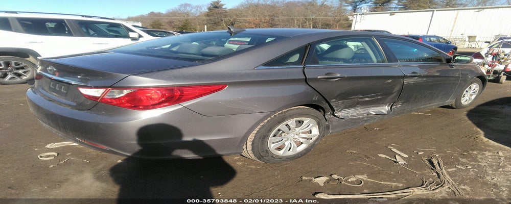 5NPEB4AC4BH216648 2011 HYUNDAI SONATA photo no. 4