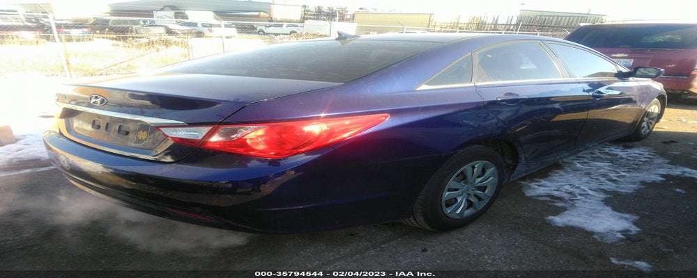 5NPEB4AC8BH056189 2011 HYUNDAI SONATA photo no. 4