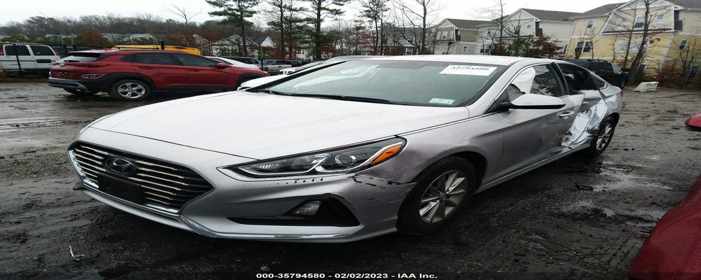 5NPE24AF3JH688364 2018 HYUNDAI SONATA photo no. 2