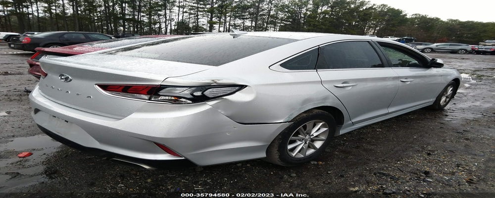 5NPE24AF3JH688364 2018 HYUNDAI SONATA photo no. 4