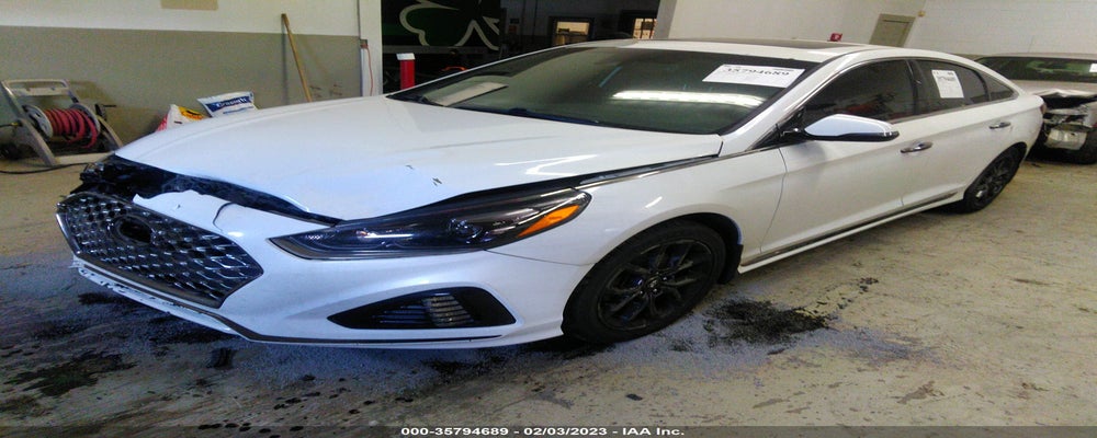 5NPE34AB5JH677411 2018 HYUNDAI SONATA photo no. 2