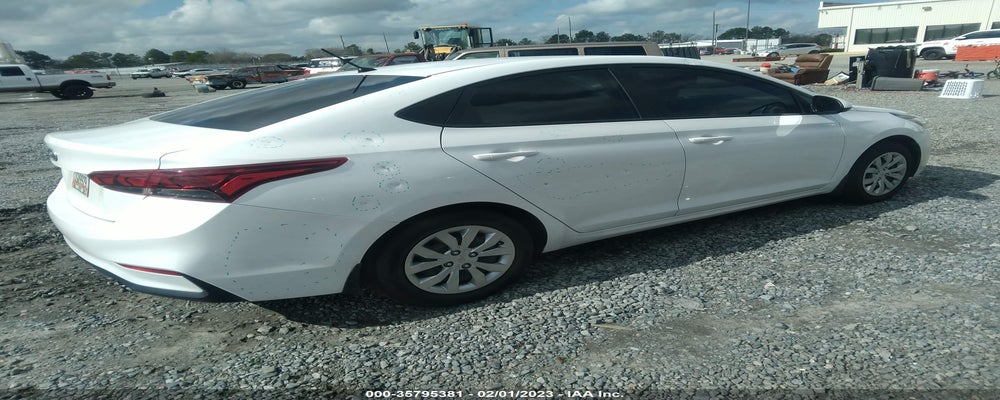 3KPC24A30JE024136 2018 HYUNDAI ACCENT photo no. 4