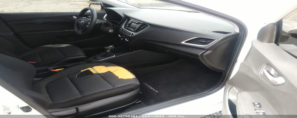 3KPC24A30JE024136 2018 HYUNDAI ACCENT photo no. 5