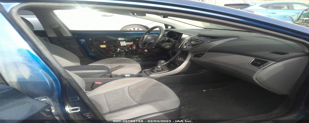 KMHDH4AE6DU519642 2013 HYUNDAI ELANTRA photo no. 5