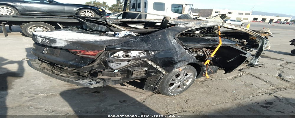 KMHD84LF4JU510276 2018 HYUNDAI ELANTRA photo no. 4