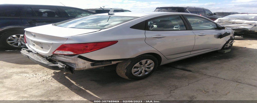 KMHCT4AE2HU315887 2017 HYUNDAI ACCENT photo no. 4