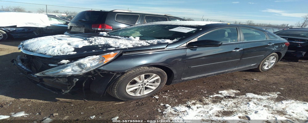 5NPEB4AC8DH571289 2013 HYUNDAI SONATA photo no. 2