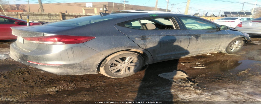 5NPD84LF2JH318191 2018 HYUNDAI ELANTRA photo no. 4
