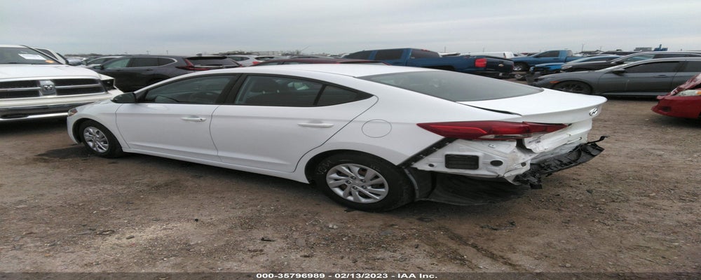 5NPD74LF8JH240423 2018 HYUNDAI ELANTRA photo no. 3
