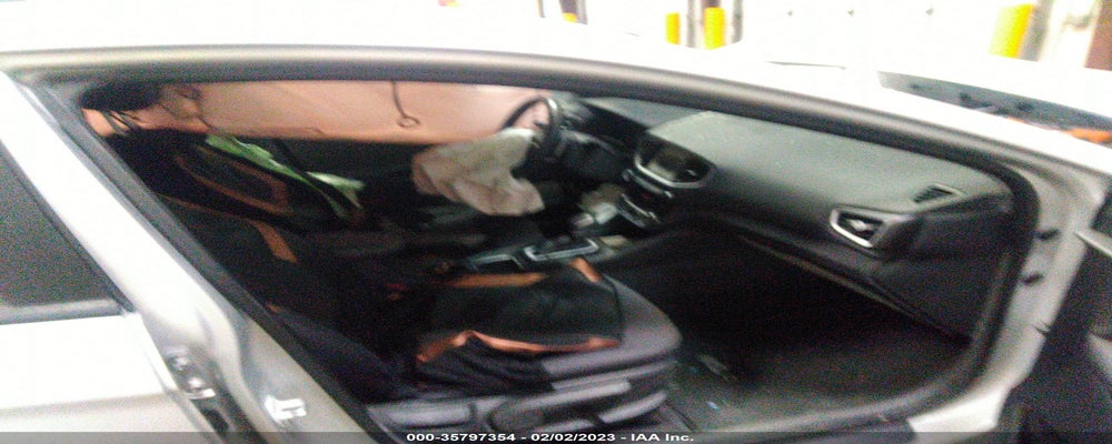 KMHC65LD0KU105829 2019 HYUNDAI IONIQ PLUG-IN HYBRID photo no. 5