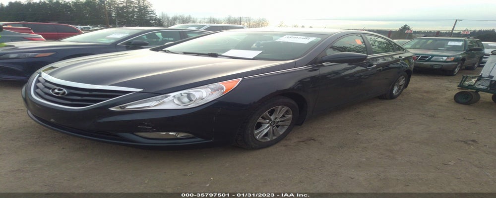 5NPEB4AC1DH582148 2013 HYUNDAI SONATA photo no. 2